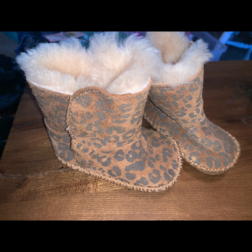 Baby Leopard Uggs